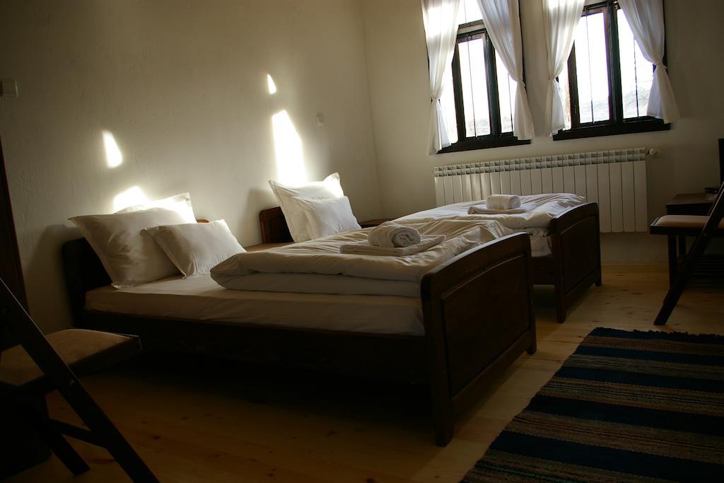 Mutafova Guest House Veliki Preslav Camera foto